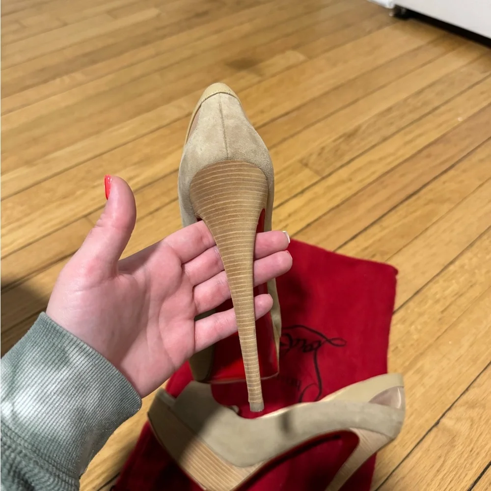 Christian Louboutin Women's Tan Peep-Toe Heels - Picture 6 of 6